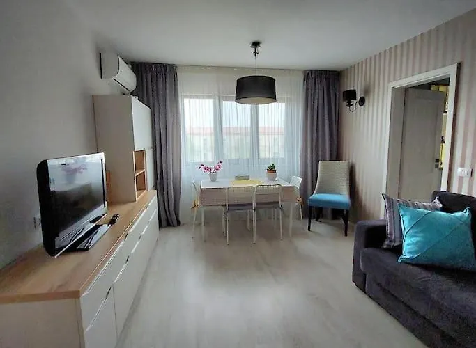 Family- Constanta, La Intrare In Mamaia コンスタンツァ